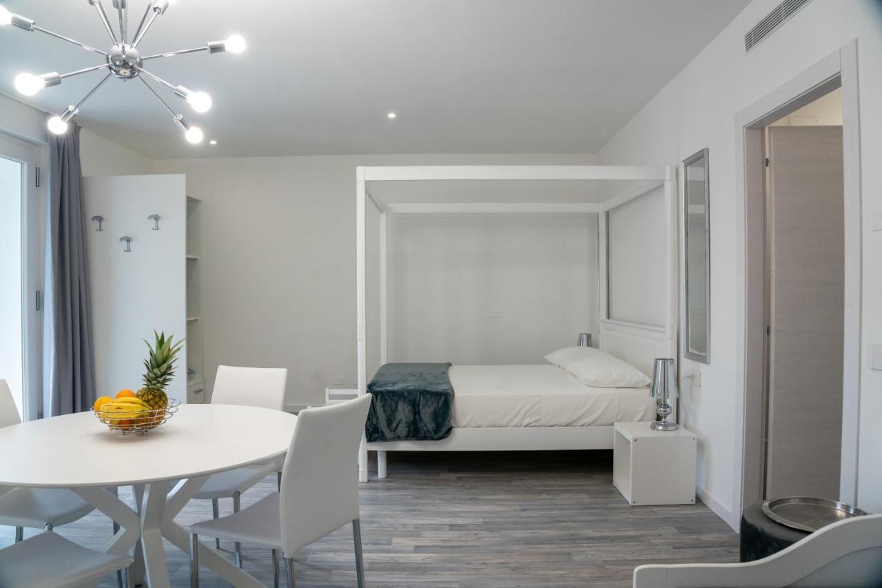 Residence Le Aromatiche كافايون فيرونيسي المظهر الخارجي الصورة