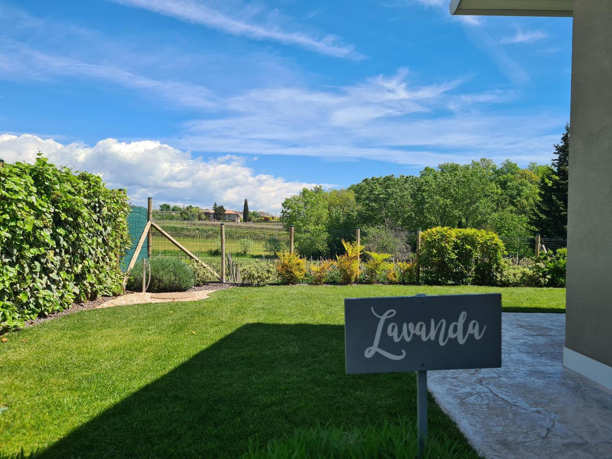 Residence Le Aromatiche كافايون فيرونيسي الغرفة الصورة